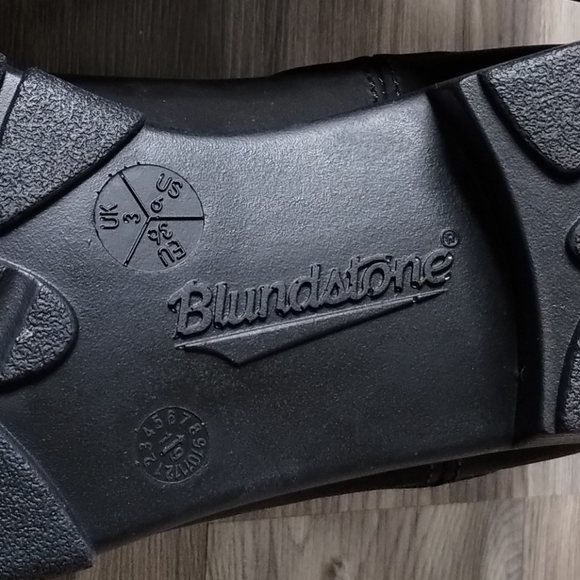 Blundstone 1977 Ankle Boot Black Nubuck Women's size 6 - Picture 6 of 6
